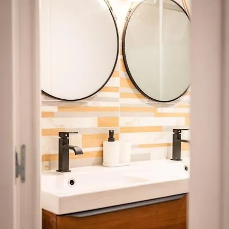 Renove Apartment *